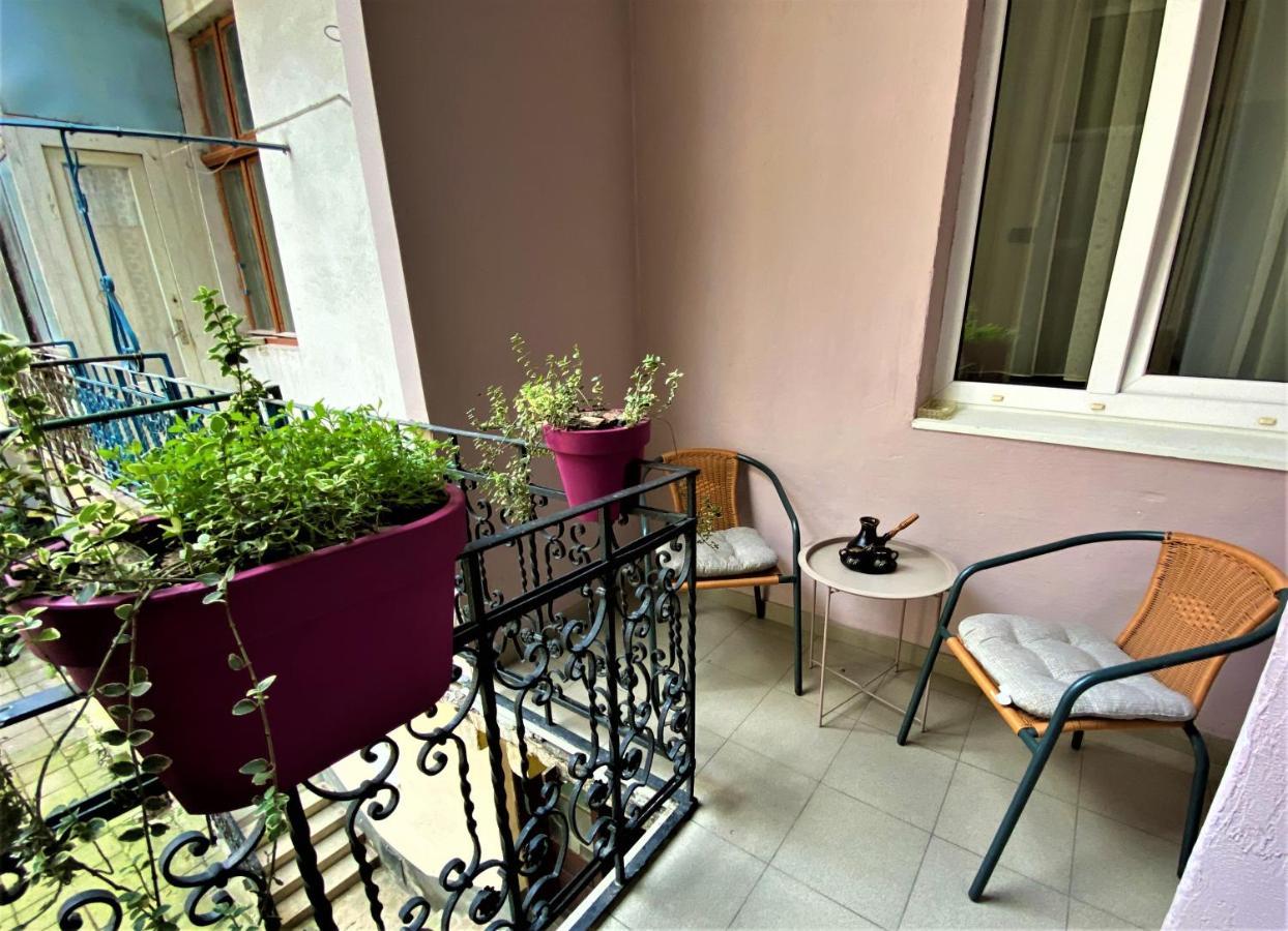 Glorious Apartment Near The Old City Lviv Buitenkant foto