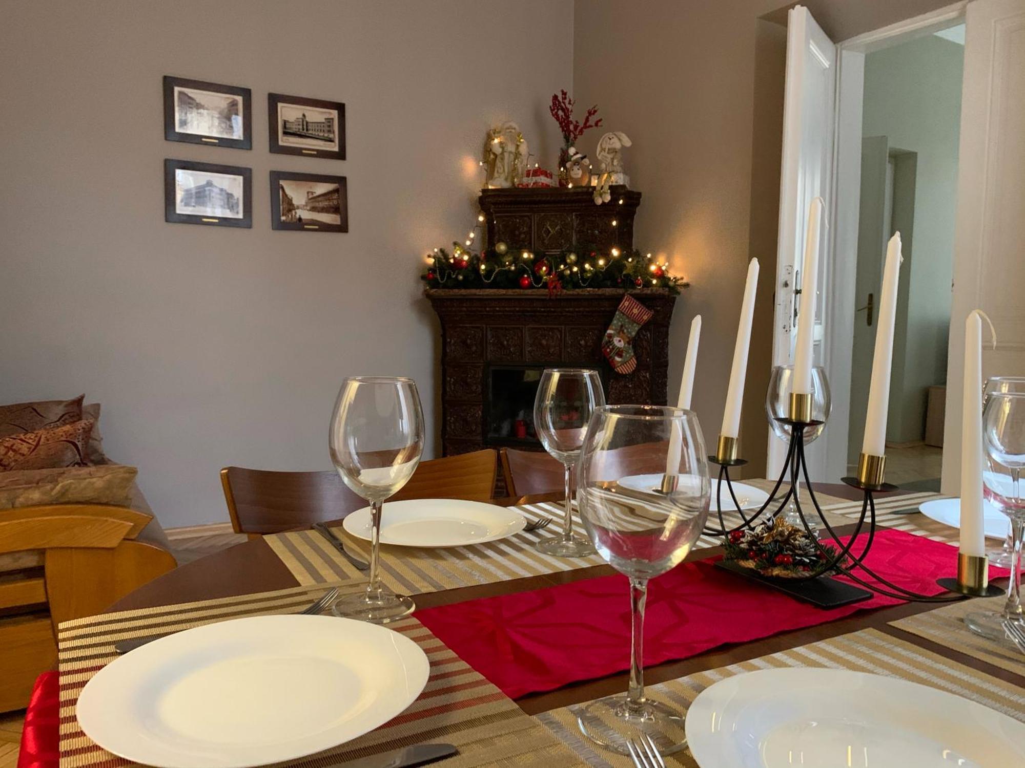 Glorious Apartment Near The Old City Lviv Buitenkant foto